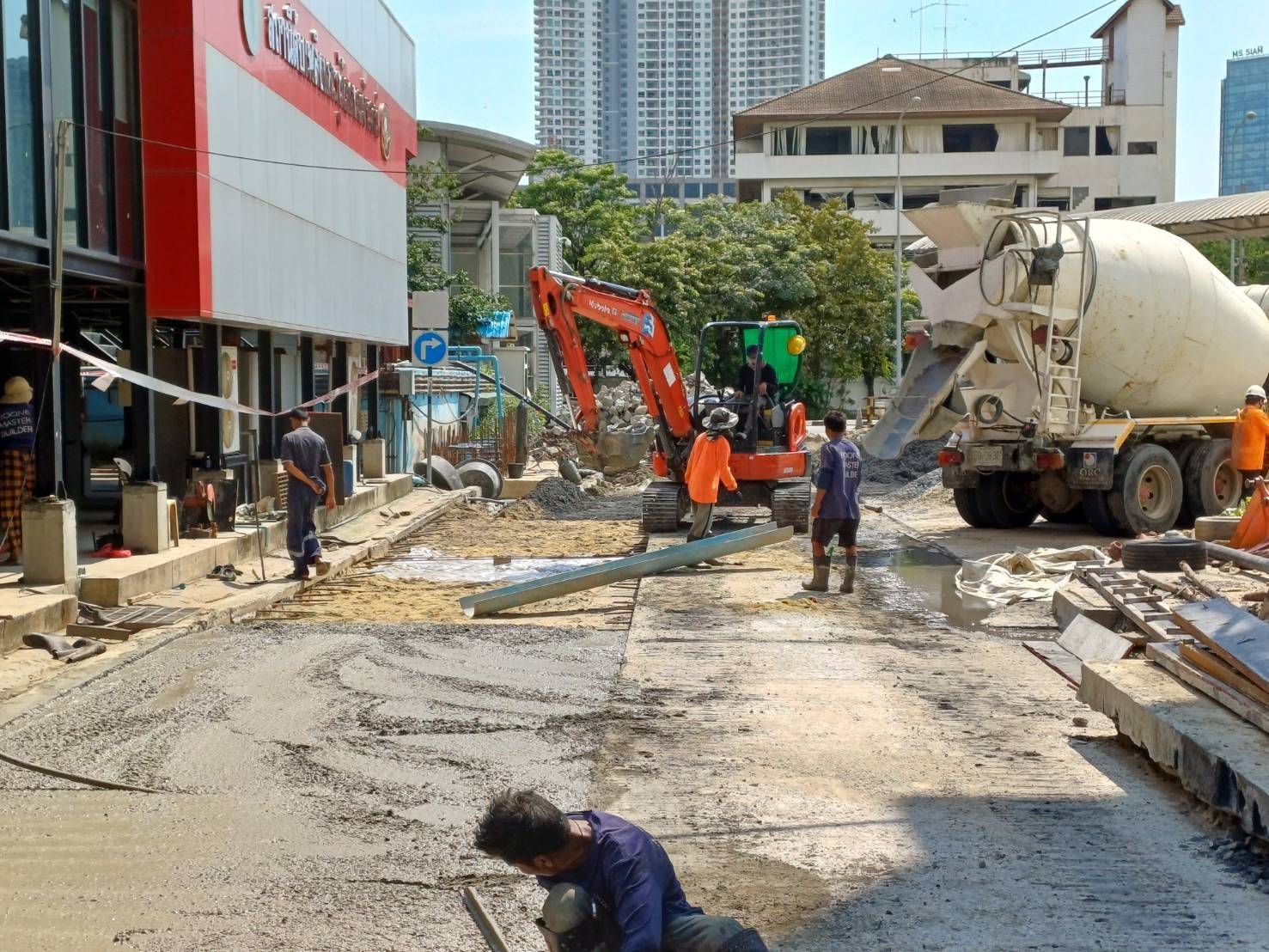 new road const